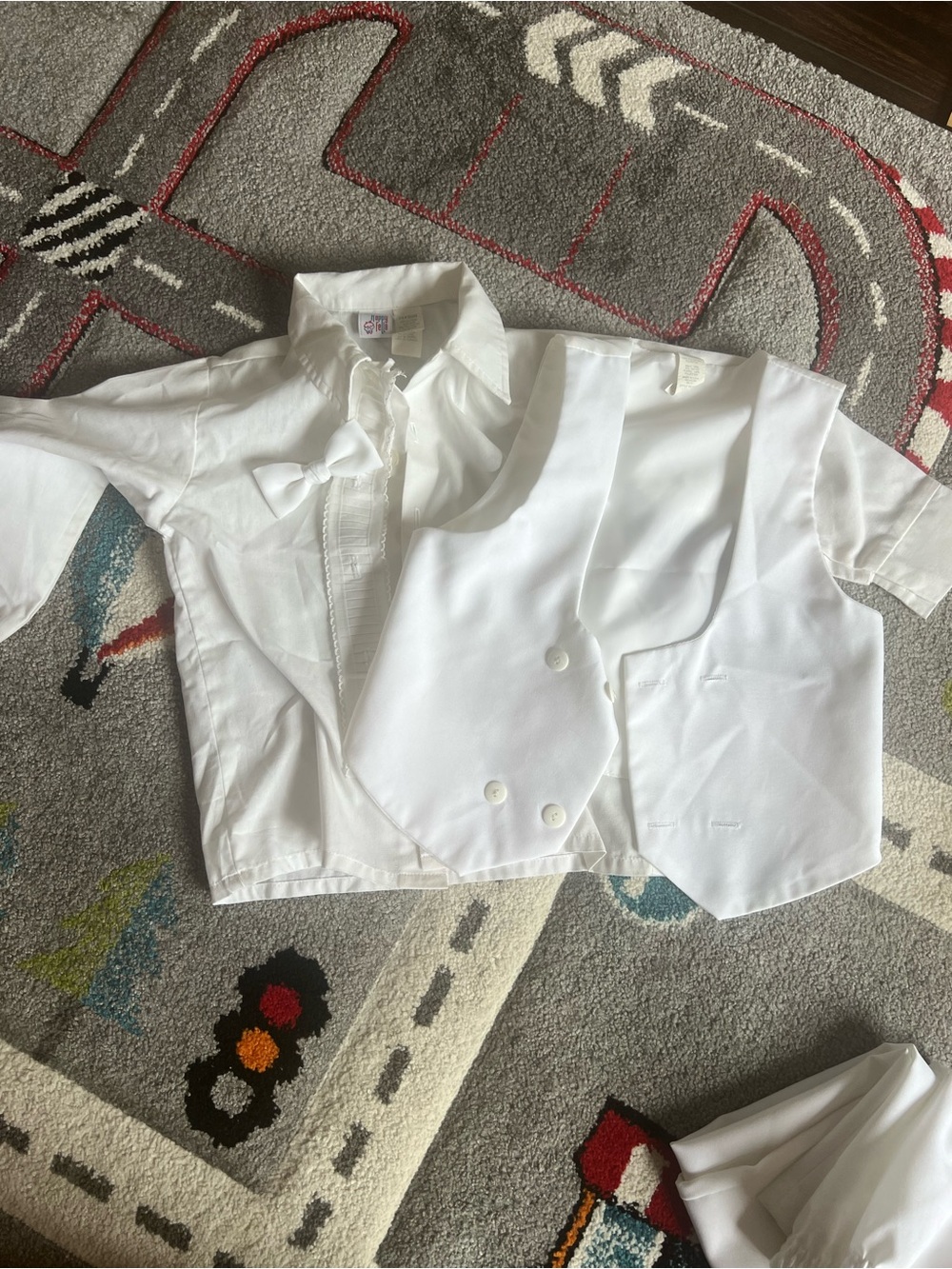 White Boy’s Baptism Shirt, Pants & Vest Set - Size 5 - Picture 3 of 7